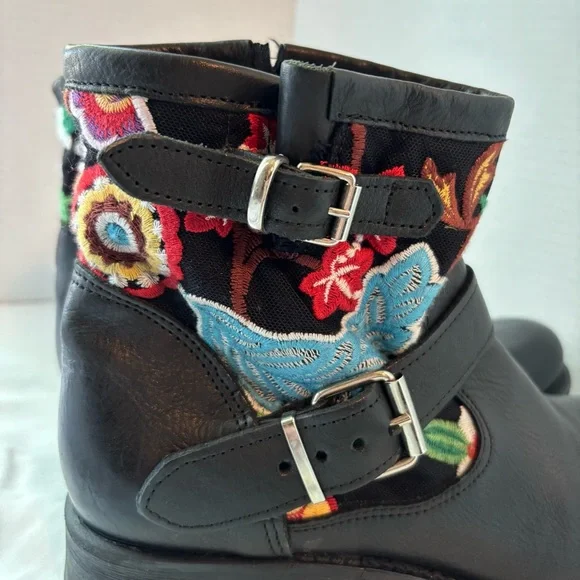 New Leather Floral Embroidered Flower Black Ankle Boots Italy - Picture 5 of 8